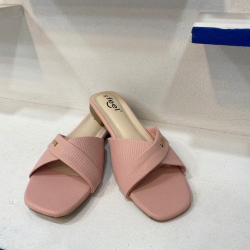 Ladies sandal dusty pink