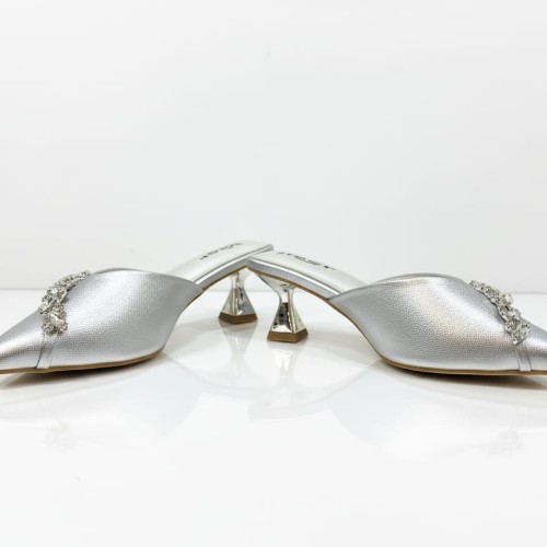 Ladies heel silver