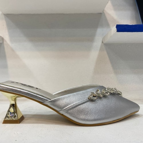 Ladies heel silver