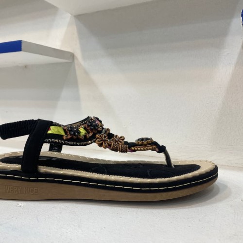 Ladies belt sandal black