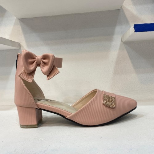 Girl&#039;s belt heel pink