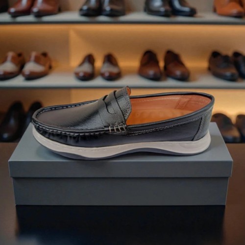 Mens Original Buffalo Black Loafer